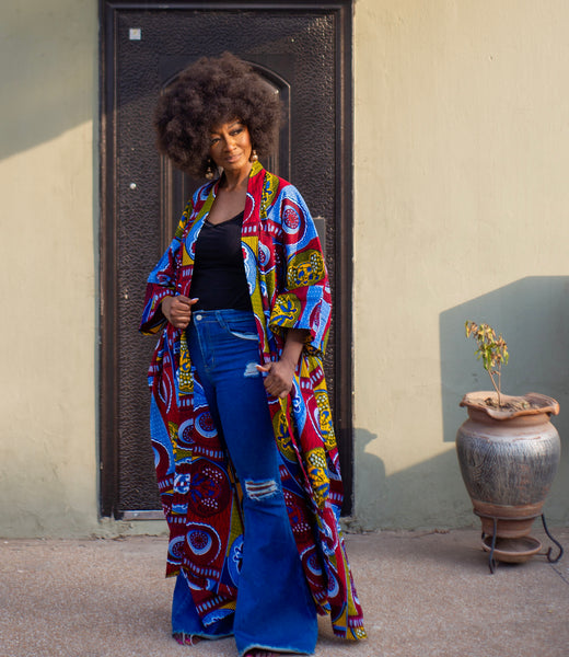African print Rohe kimono in a bold contemporary African print.