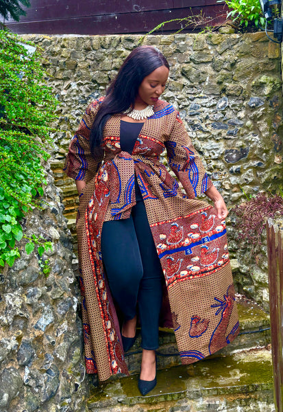 Hamata duster in brown.
