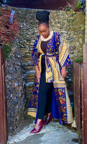 Hamata Kimono in blue.