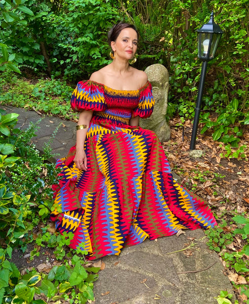 JAFFE smocked dress with  puff sleeves in red.