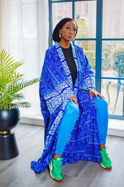 Rohe freesize kimono in a contemporary African print.