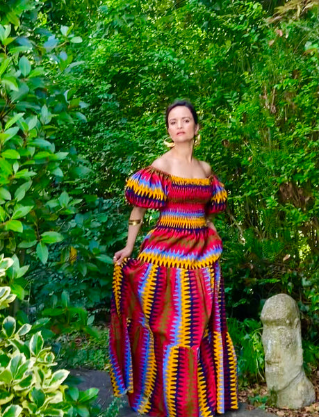 JAFFE smocked dress with  puff sleeves in red.