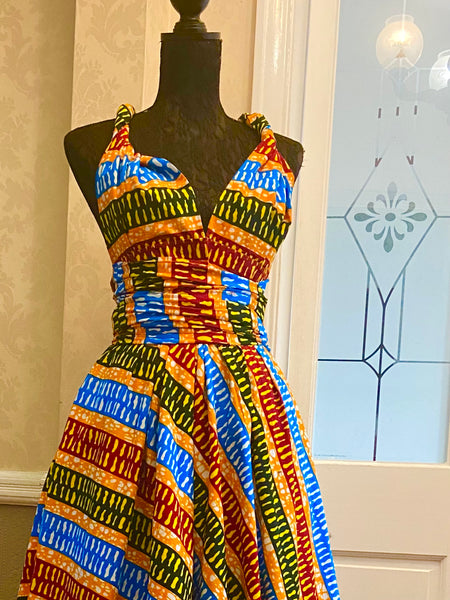 Infinity free size maxi dress in African print.
