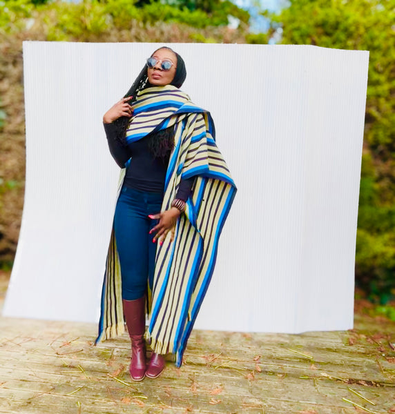 Yelawa handwoven unisex kimono in blue and beige stripes.