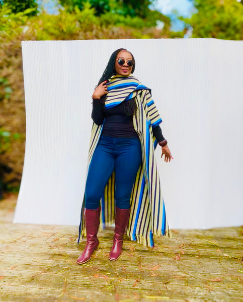 Yelawa handwoven unisex kimono in blue and beige stripes.