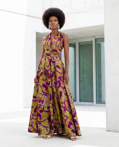 Infinity free size in a bold floral pattern.